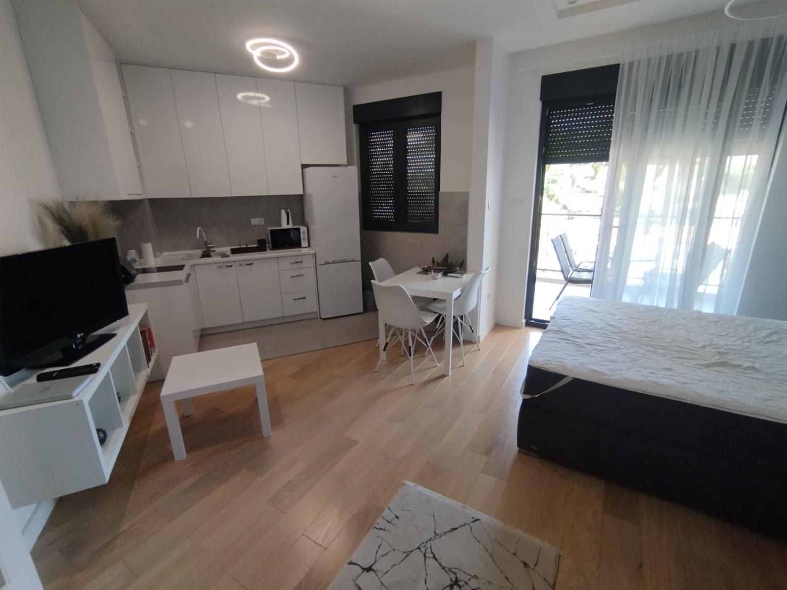 Apartman Porto Trebin Dış mekan fotoğraf